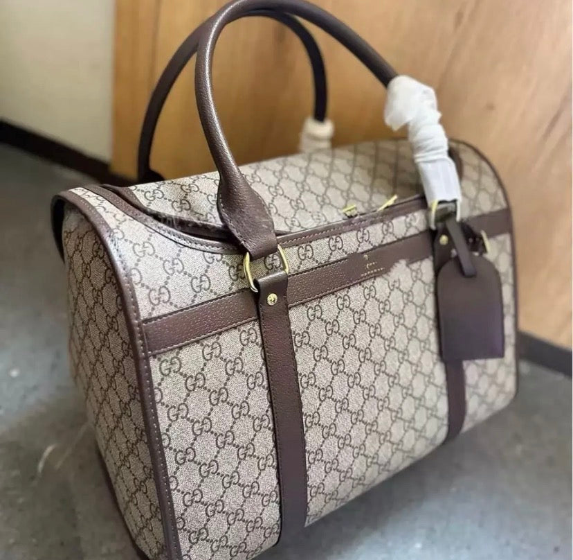 The Luxe Pup™ Designer-Inspired Pet Carrier – Fashion Travel Bag for Small Dogs & Cats