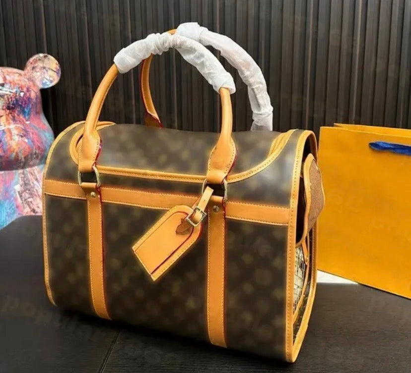 The Luxe Pup™ Designer-Inspired Pet Carrier – Fashion Travel Bag for Small Dogs & Cats