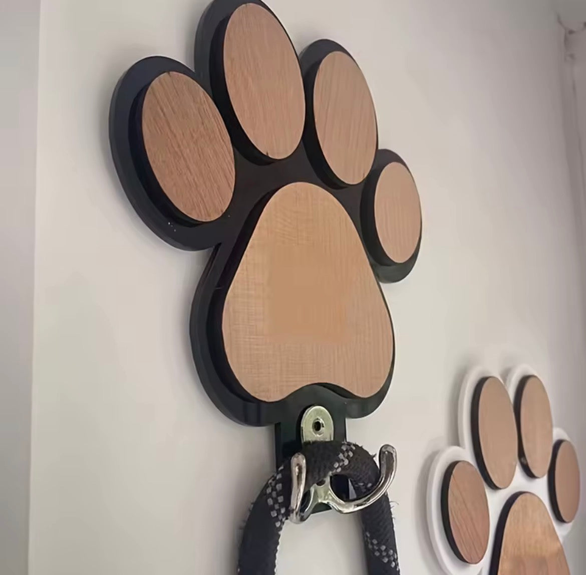 Paw Print Wooden Dog Leash Hanger Wall Hook for Collars & Coats Wood with Paw Design Leash Holder Claw Hook Gift for Dogs Lovers
