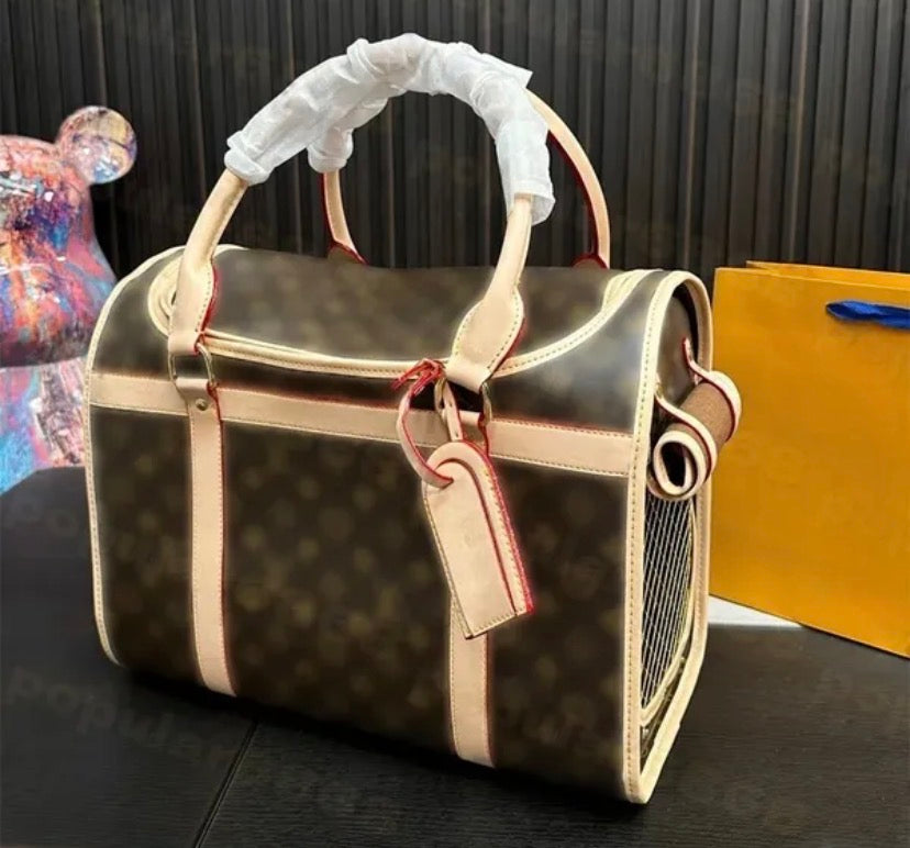 The Luxe Pup™ Designer-Inspired Pet Carrier – Fashion Travel Bag for Small Dogs & Cats