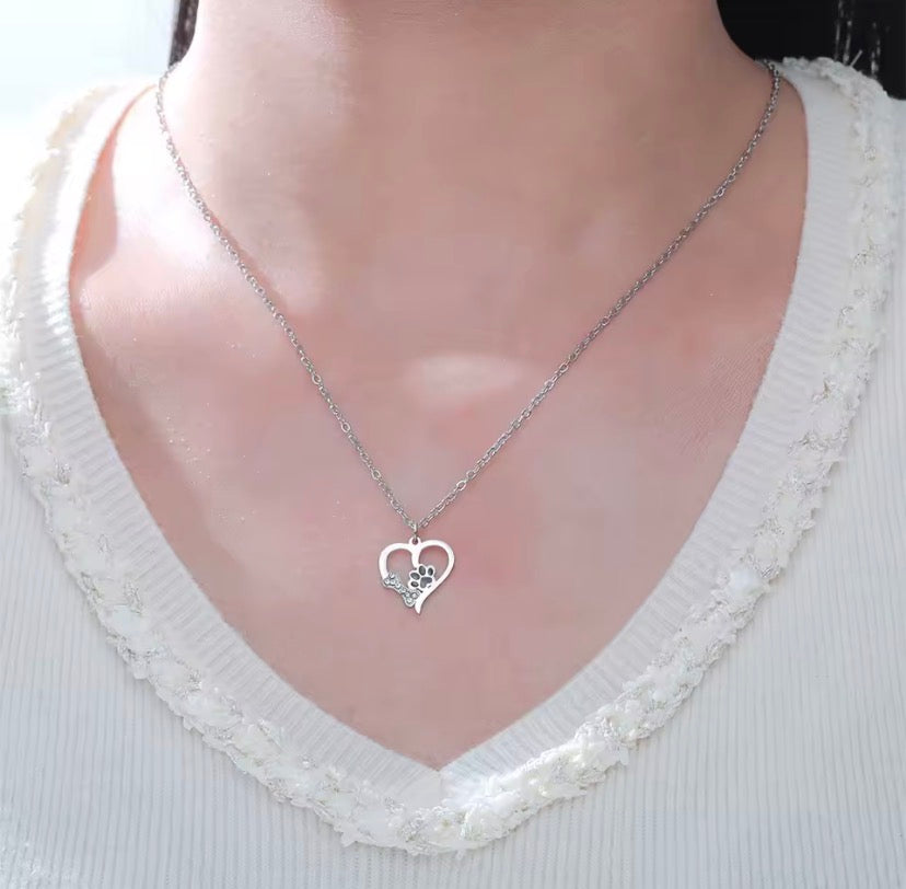 Dog Paw Heart Necklace Crystal Bone & Paw Print Pendant Stainless Steel Pet Lover Jewelry for Dog Mom Pet Memorial